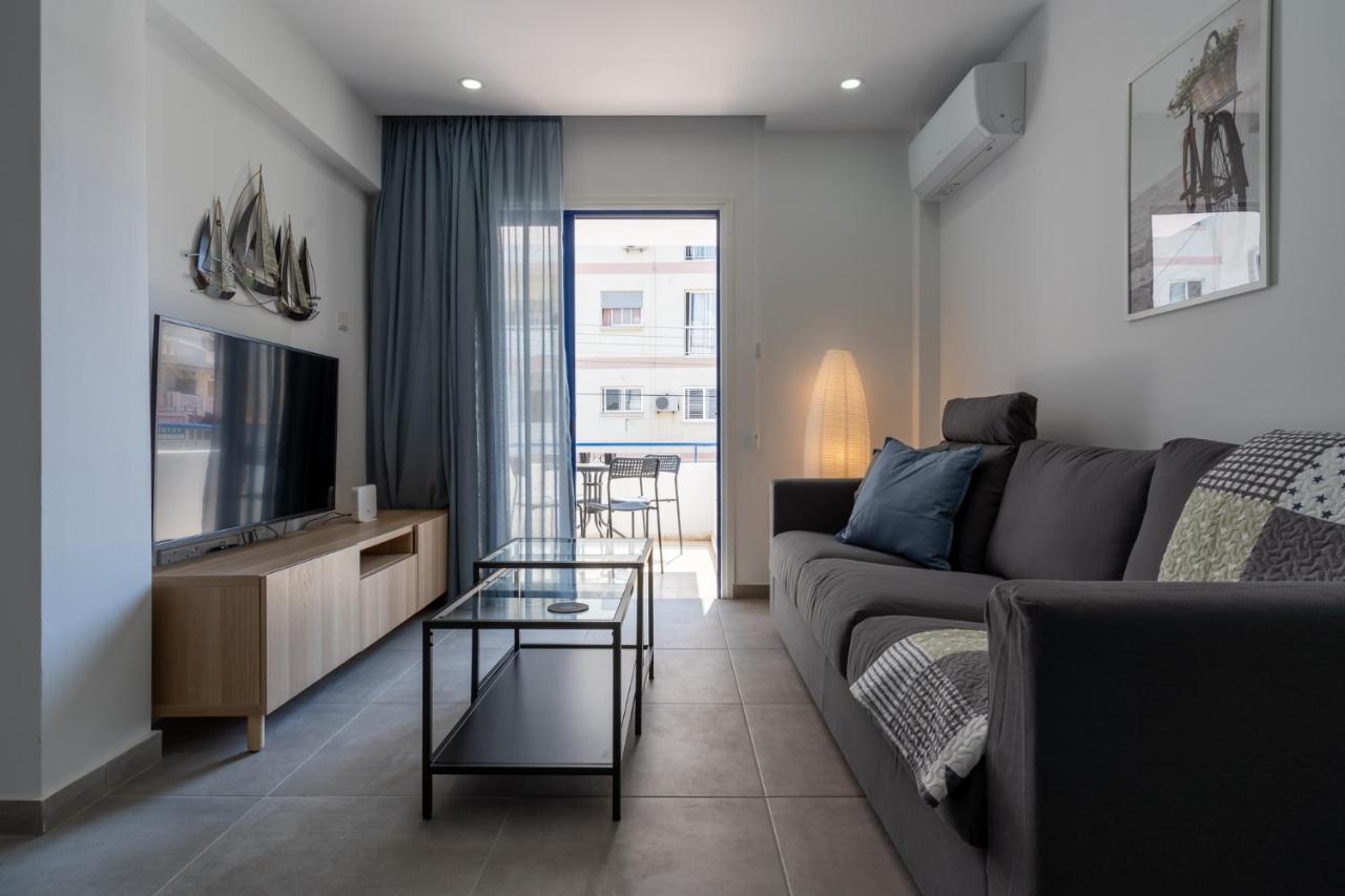 Odyssey - Captivating 2-Bedroom Retreat In Ларнака Екстериор снимка