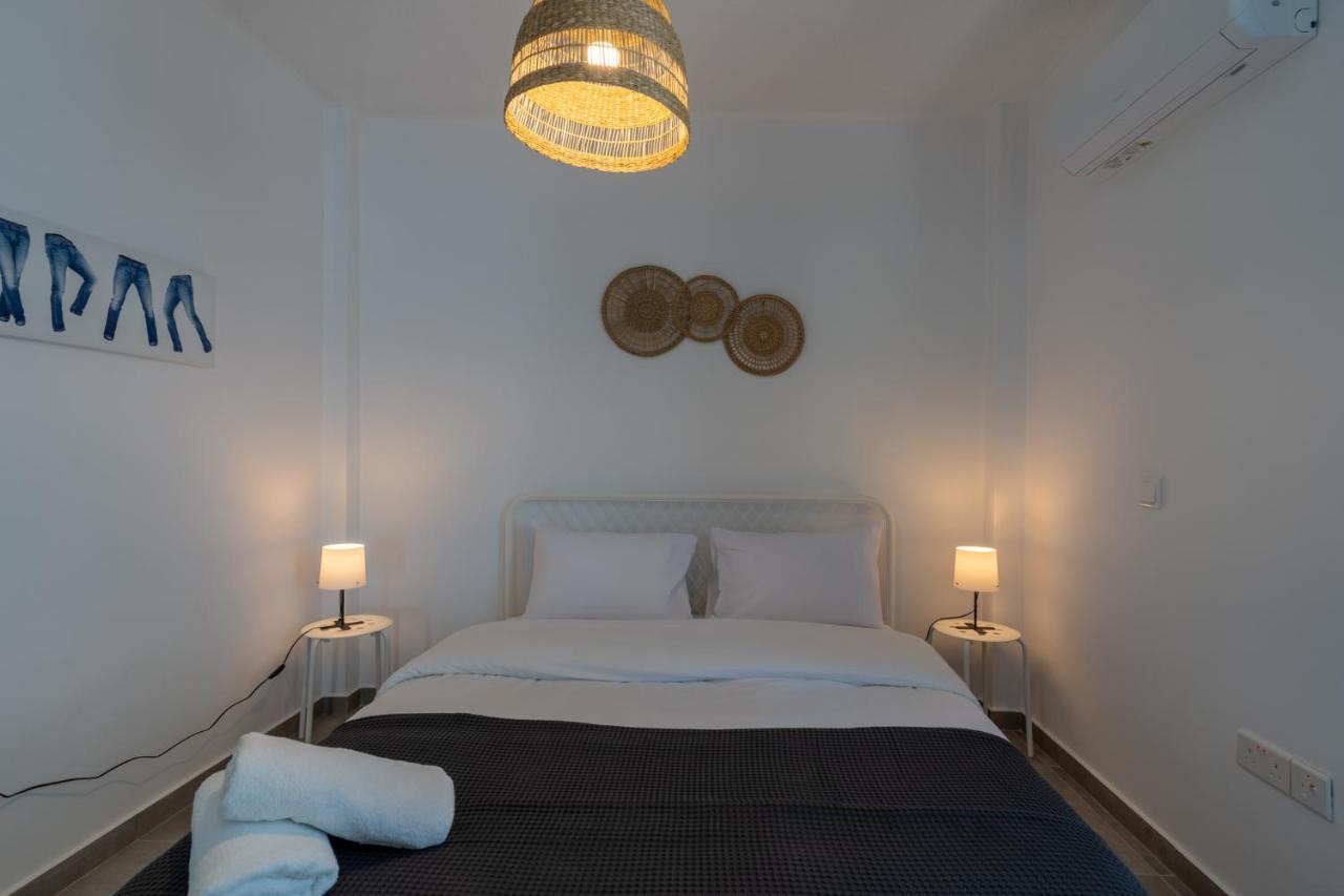 Odyssey - Captivating 2-Bedroom Retreat In Ларнака Екстериор снимка