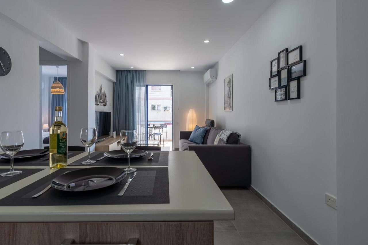 Odyssey - Captivating 2-Bedroom Retreat In Ларнака Екстериор снимка