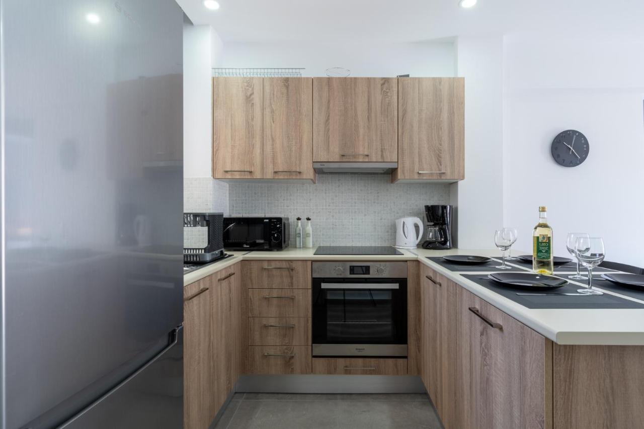 Odyssey - Captivating 2-Bedroom Retreat In Ларнака Екстериор снимка